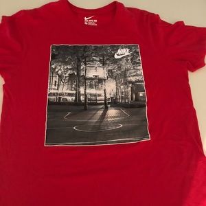 NWOT Nike Shirt